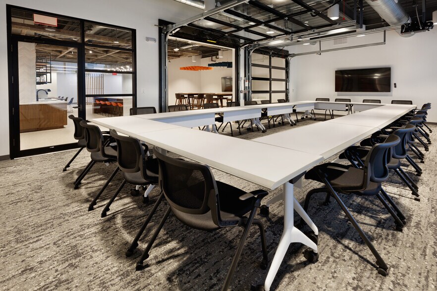 More Photos Of 5275 Westview Dr, Frederick Office For Lease