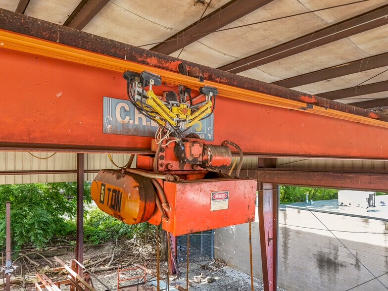 More Photos Of 16136 White Ave, Allen Park Warehouse For Sale