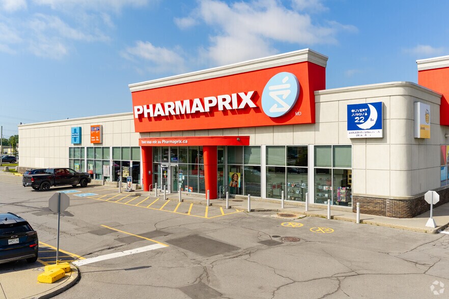 More Photos Of 101 Boul Cardinal-Léger, Pincourt Storefront For Lease