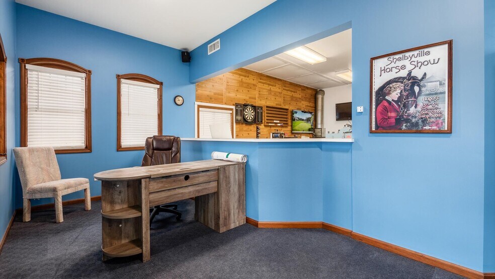 More Photos Of 1146 Walnut St, Coshocton Office For Sale