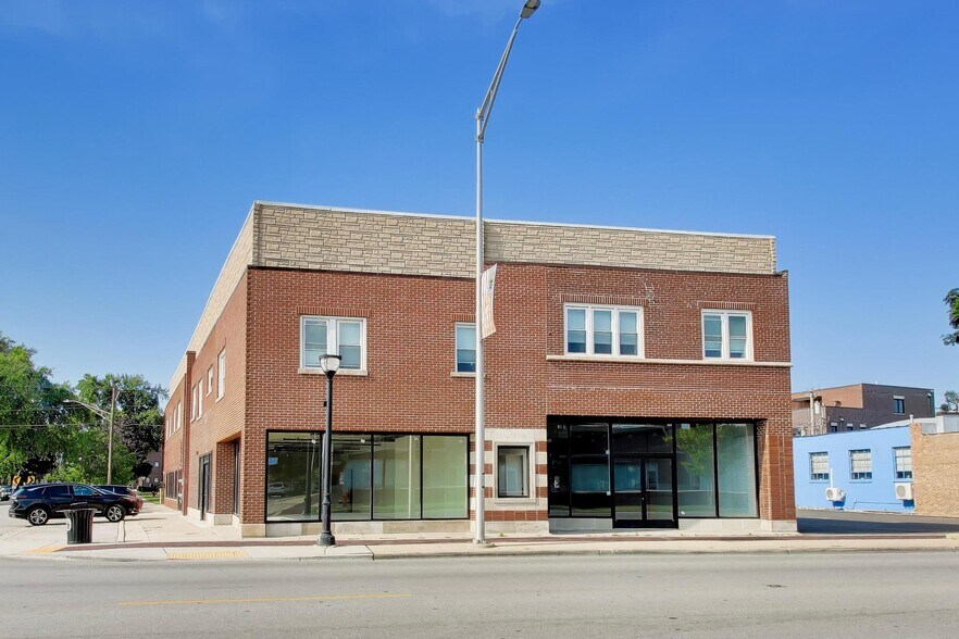 Primary Photo Of 8314-8324 W Grand Ave, River Grove Apartments For Sale