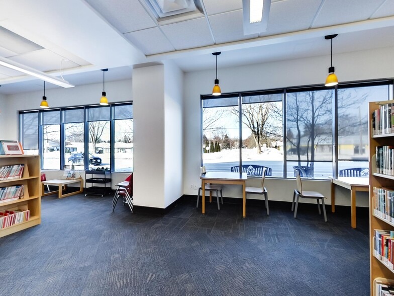 More Photos Of 540 Plains Rd E, Burlington Apartments For Sale