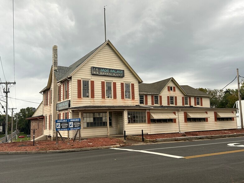 More Photos Of 602 Ridge Rd, Webster Restaurant For Sale
