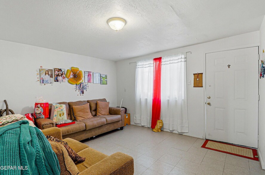 More Photos Of 10540 Socorro Rd, Socorro Specialty For Sale