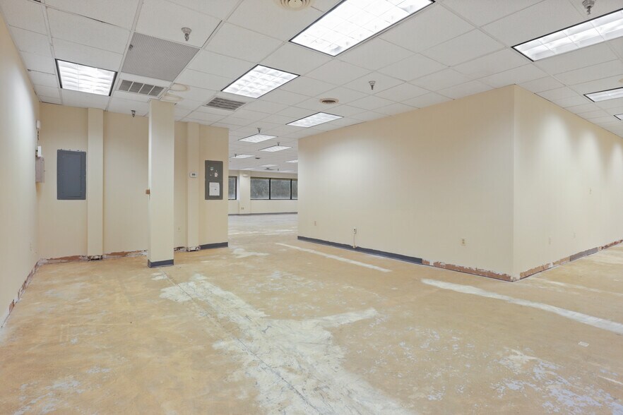 More Photos Of 339 Buschs Frontage Rd, Annapolis Medical For Sale