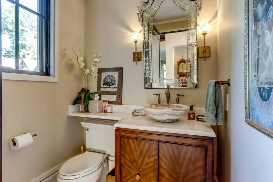 More Photos Of 1286 Gray Fox Ct, Howell Flex For Sale