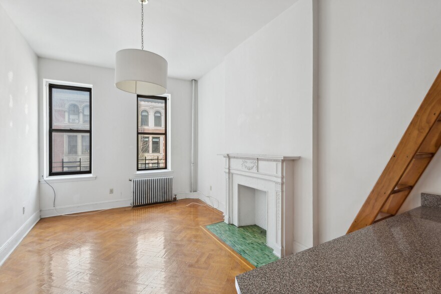 More Photos Of 346 W 87TH St, New York Apartments For Sale