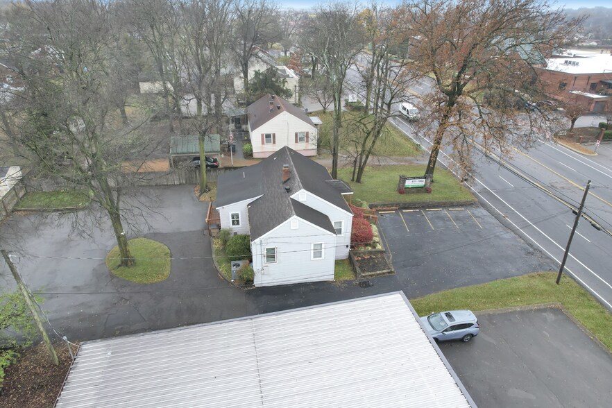 More Photos Of 183 Thompson Ln, Nashville Medical For Lease