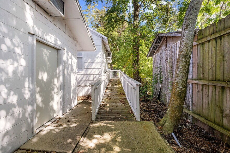 More Photos Of 77 Saragossa St, Saint Augustine Office For Sale