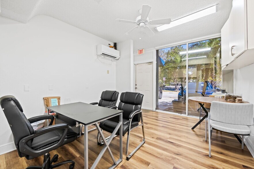 More Photos Of 100 SE 15th Ave, Fort Lauderdale Medical For Lease