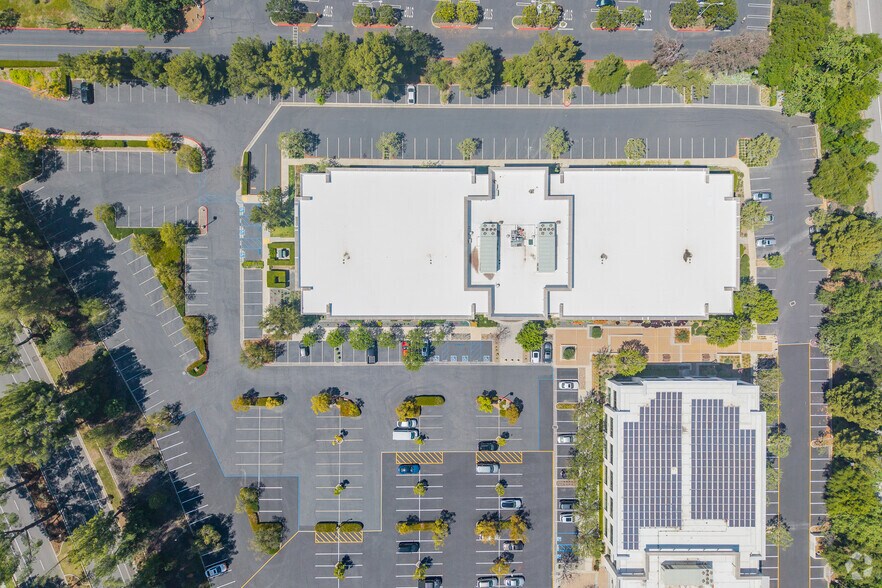 More Photos Of 31111 Agoura Rd, Westlake Village Medical For Lease