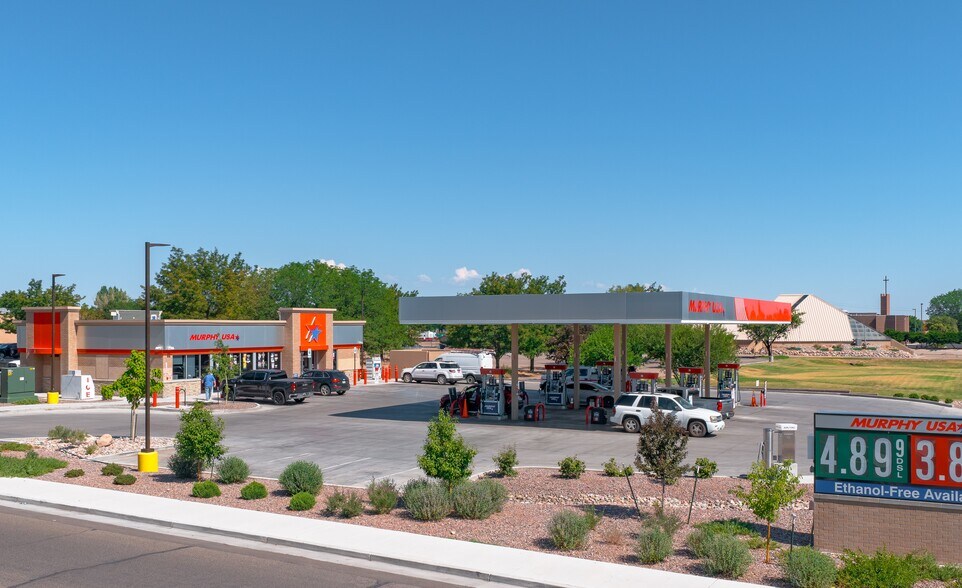 More Photos Of 1707 S Pueblo Blvd, Pueblo Service Station For Sale