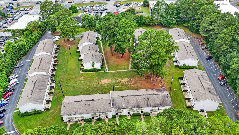 More Photos Of 7234 Tara Blvd, Jonesboro Apartments For Sale