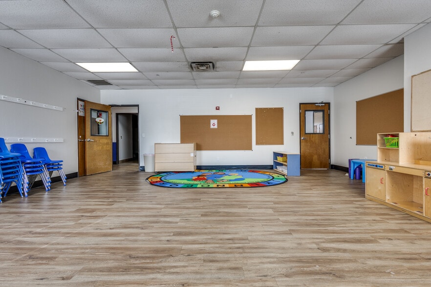 More Photos Of 2120 S Garden Ridge Blvd, Flower Mound Religious Facility For Sale