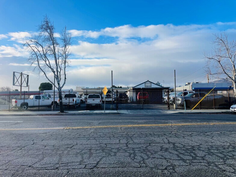 More Photos Of 4870 Columbia Way, Lancaster Warehouse For Sale