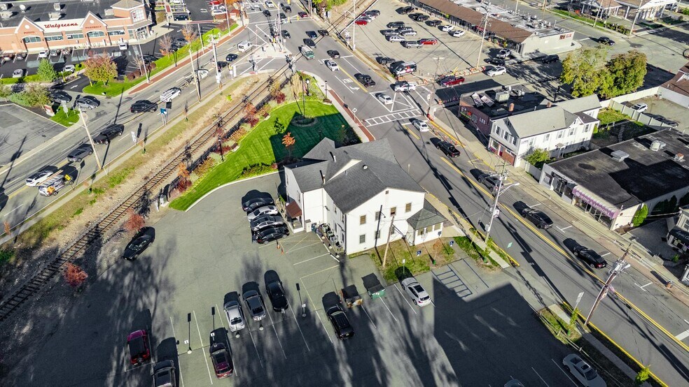 More Photos Of 393 Ramapo Valley Rd, Oakland Office Residential For Sale