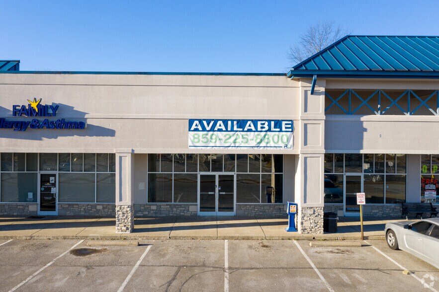 More Photos Of 3130 Maple Leaf Dr, Lexington General Retail For Lease