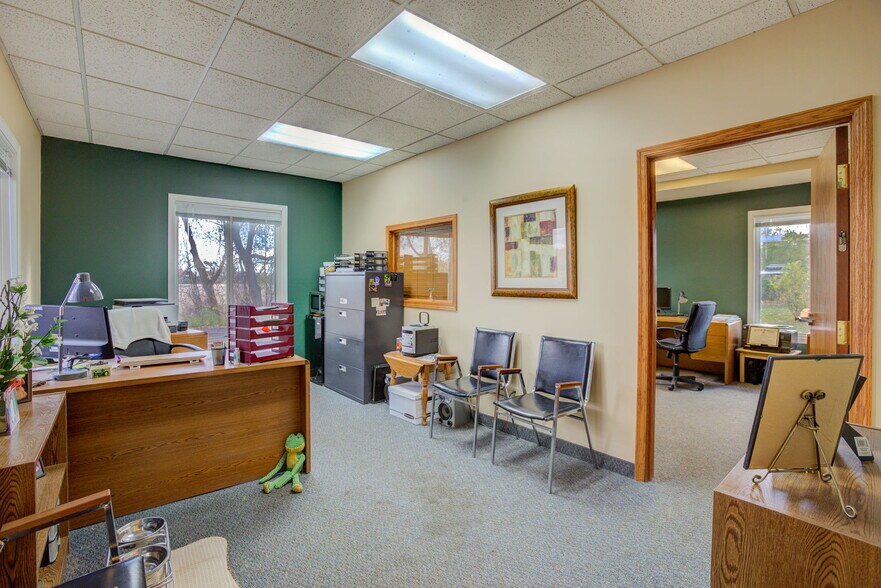More Photos Of 2434 Commerce Blvd, Mound Office For Sale