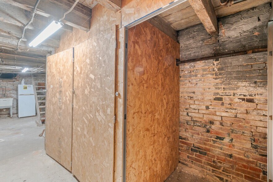 More Photos Of 645 Washington Blvd, Baltimore Apartments For Sale