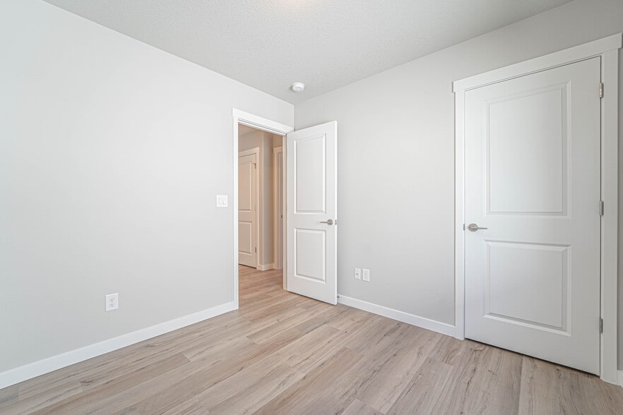 More Photos Of 109 NE Newhouse Rd, Vancouver Apartments For Sale