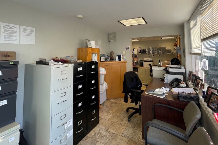 More Photos Of 9 Van Zant St, Norwalk Auto Repair For Sale