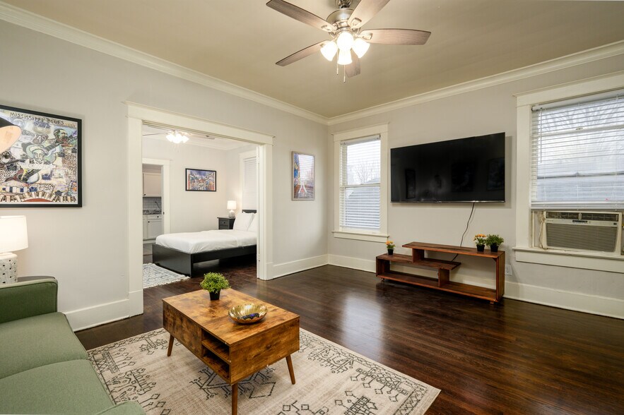 More Photos Of 60 N Willett St, Memphis Apartments For Sale