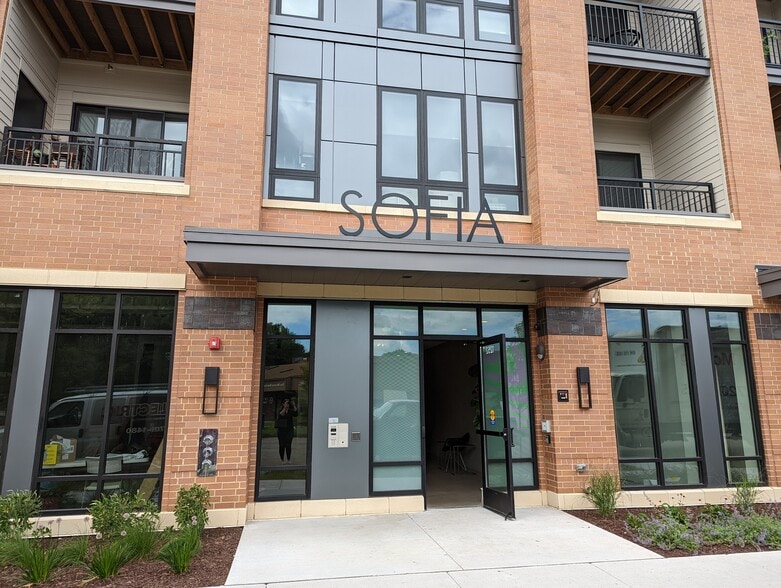 More Photos Of 1252 S Park St, Madison Apartments For Lease