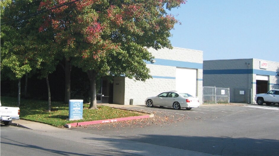 More Photos Of 3167 Fitzgerald Rd, Rancho Cordova Warehouse For Lease