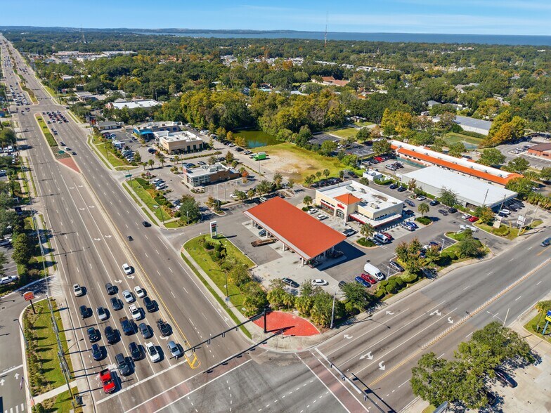 More Photos Of 13599 W Colonial Dr, Winter Garden General Retail For Lease