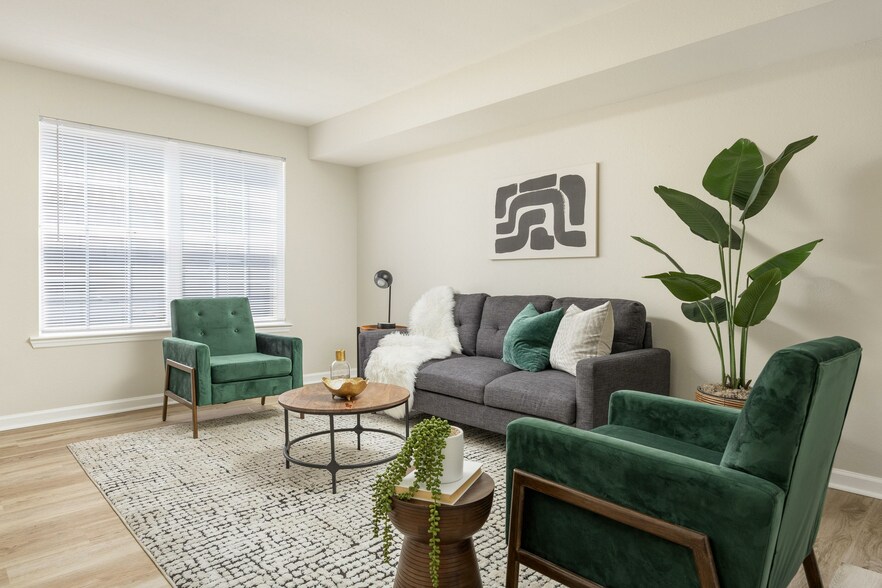 More Photos Of 1400 N Chamberlain Ave, Chattanooga Apartments For Sale