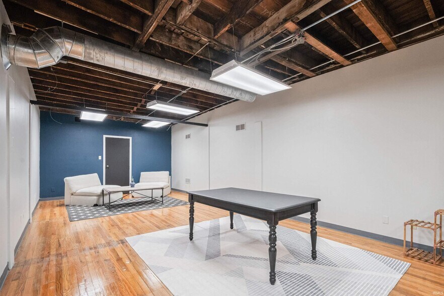 More Photos Of 210 W Walnut St, Kokomo Office For Sale
