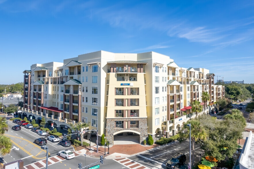 More Photos Of 2305 Edgewater Dr, Orlando Apartments For Sale