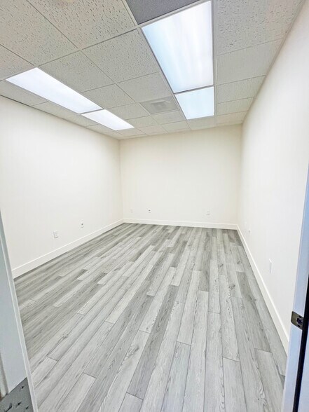 More Photos Of 418 Chapala St, Santa Barbara Loft Creative Space For Lease
