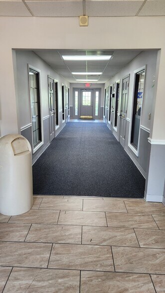 More Photos Of 4835 S Fulton Ave, Tulsa Medical For Lease