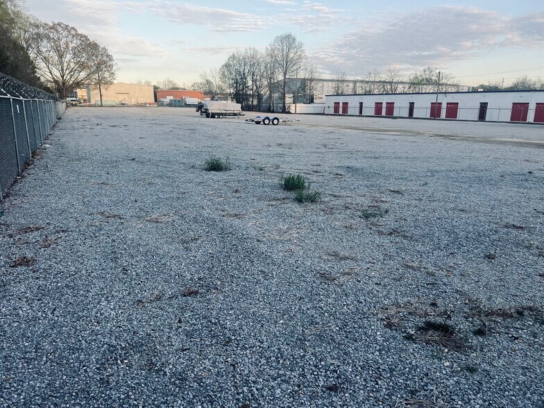 More Photos Of 3620 Day St Day St, Montgomery Land For Lease