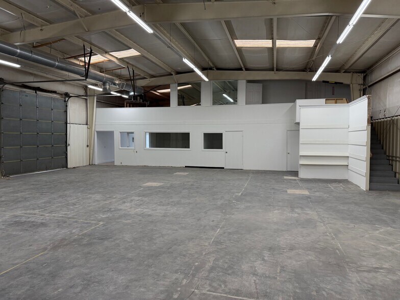 More Photos Of 4857 N NC 16 Business Hwy, Denver Warehouse For Lease