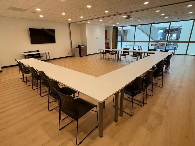 More Photos Of 5550 Tech Center Dr, Colorado Springs Office For Lease