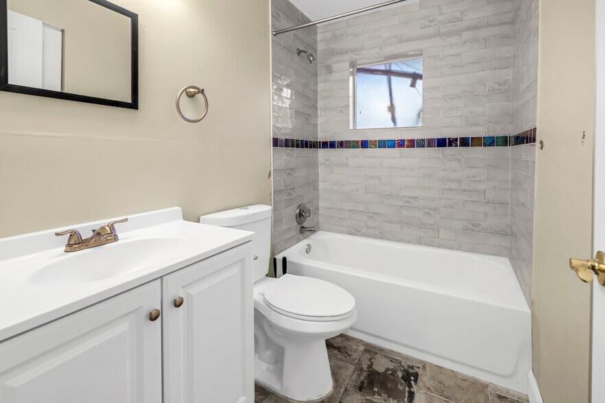 More Photos Of , Tampa Multifamily For Sale