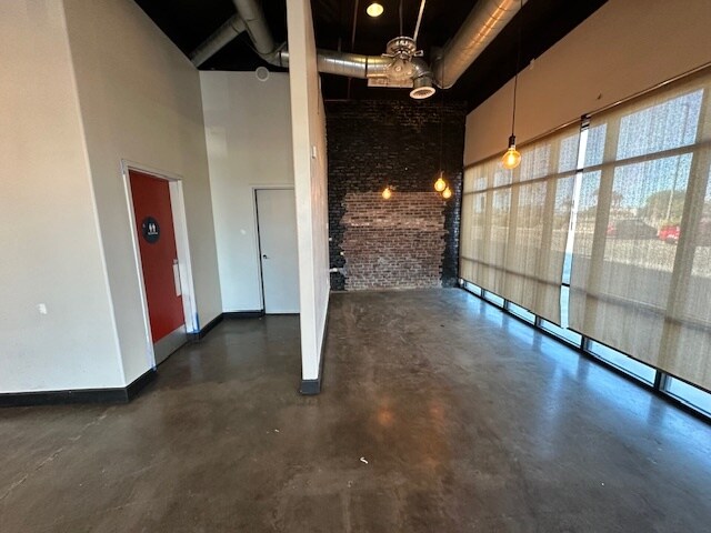 More Photos Of 775 Danenberg Dr, El Centro Storefront Retail Office For Lease
