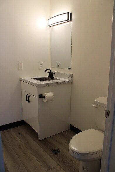 More Photos Of 370 W 6th St, San Bernardino Loft Creative Space For Lease