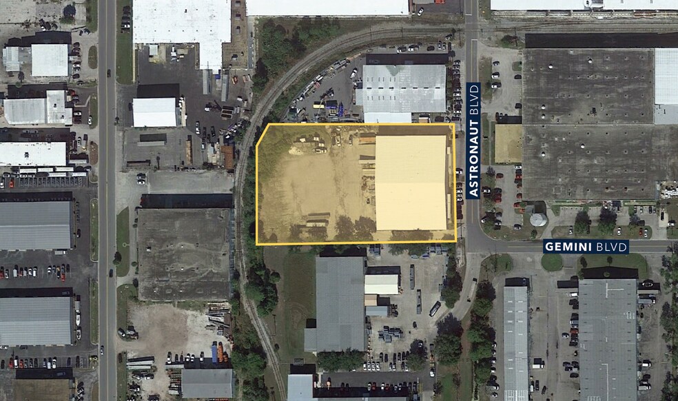 More Photos Of 11222 Astronaut Blvd, Orlando Warehouse For Lease