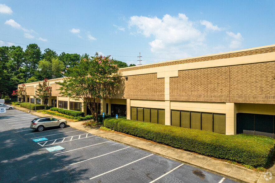 Primary Photo Of 4780 Bakers Ferry Rd SW, Atlanta Warehouse For Lease