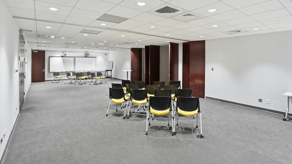 More Photos Of 1300 Walt Whitman Rd, Melville Office For Lease