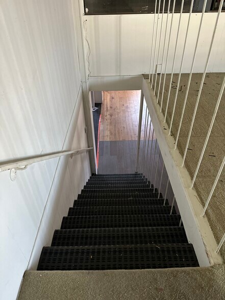 More Photos Of 718-734 Santa Monica Blvd, Santa Monica Storefront Retail Office For Lease