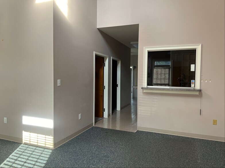 More Photos Of 1351 Stonebridge Pky, Watkinsville Medical For Sale