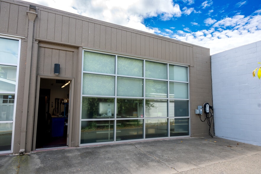 More Photos Of 1027 Alma St, Palo Alto Office For Lease