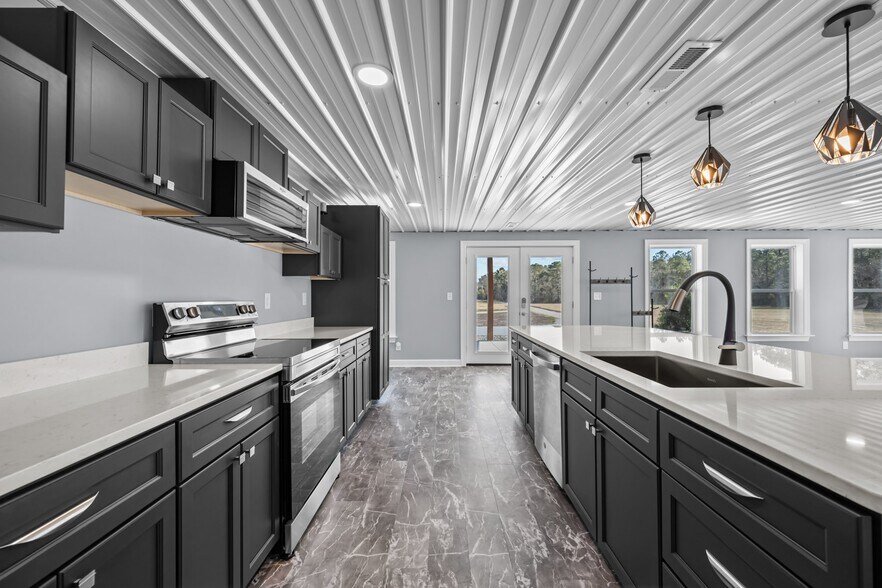 More Photos Of 9572 Hwy 41 W, Pink Hill Land For Sale