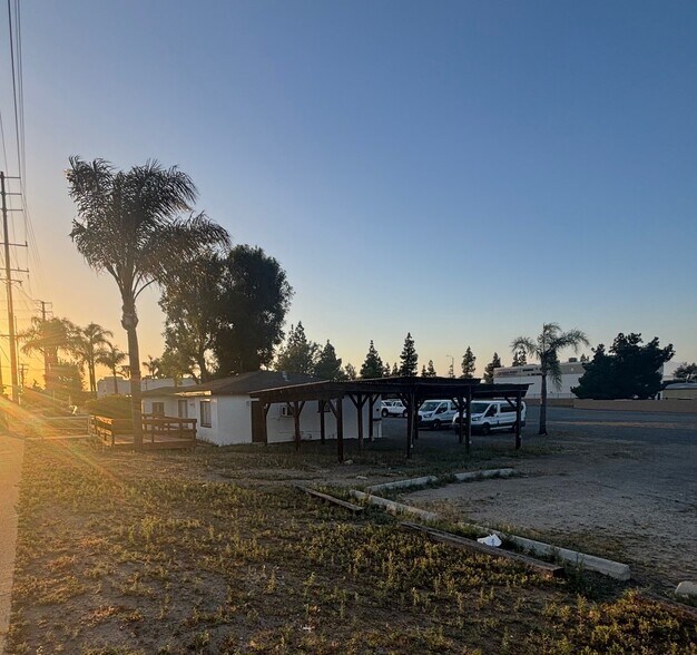 More Photos Of 1065 Railroad St, Corona Land For Lease