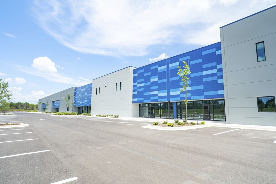 More Photos Of 15508 Impact Way, Pflugerville Warehouse For Lease