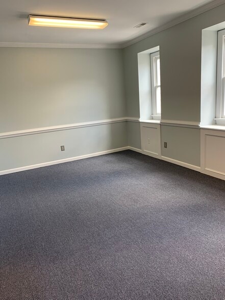 More Photos Of 7419 Knightdale Blvd, Knightdale Office For Lease